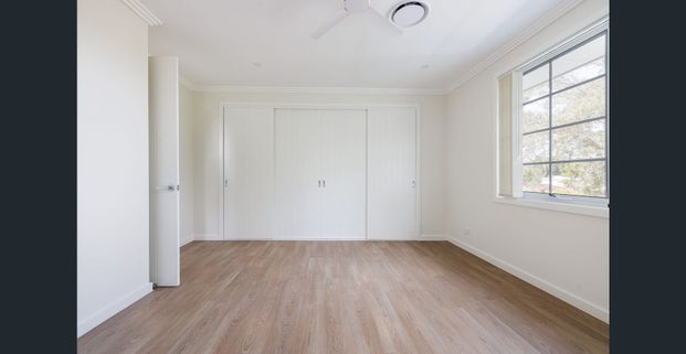 Contemporary family home of scale and flexibility - Photo 1