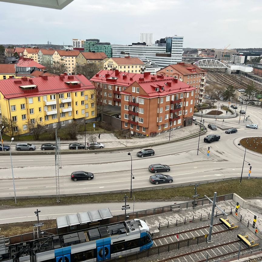 Hagalundsgatan, Solna - Photo 2