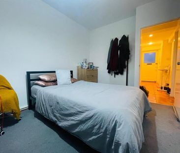 3 bedroom house share to rent - Photo 1