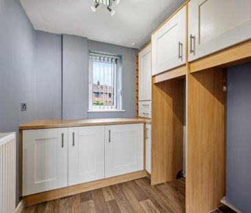 2 bedroom semi-detached house to rent - Photo 5