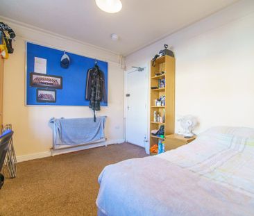 1 bedroom in a house share to rent - Photo 4