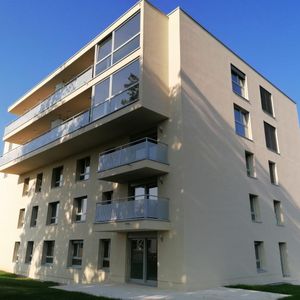 Appartement de 5.5 pièces au Rez de chaussée - 115m2 environ - Foto 2