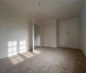 2 bedroom semi-detached house to rent - Photo 3