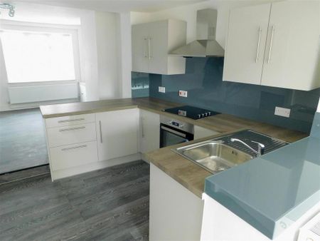 1 bedroom terraced house to rent - Photo 2