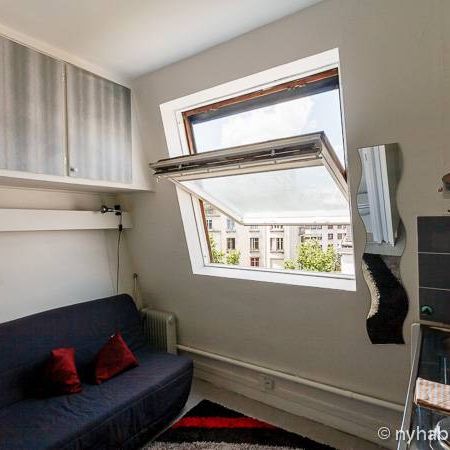 Logement à Paris, Location meublée - Photo 1