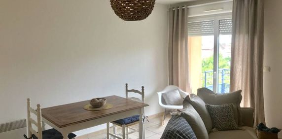 Location Appartement 2 pièces 40m² ST JUERY 81160 - Photo 2