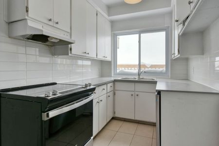 809 Bloomfield Avenue - Photo 4