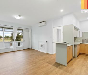 4/35 Harvey Terrace, Glenelg North SA, Belconnen - Photo 1