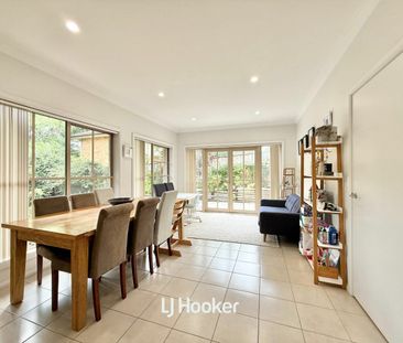 Tranquil Family Living in a Private, Green, and Convenient Enclave - Photo 4