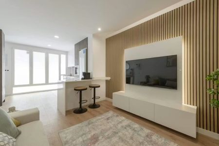 Calle de Centenera, Madrid, Community of Madrid 28017 - Photo 5