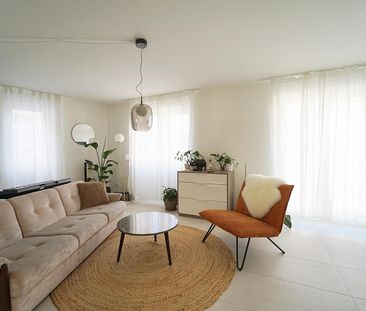 Grosszügige 2.5-Zimmer-Wohnung im Herzen von Neuhausen - Photo 2