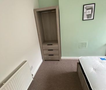 6 bedroom house to rent - Photo 5