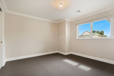 2/46 Compton Street, Reservoir VIC 3073 - Photo 5