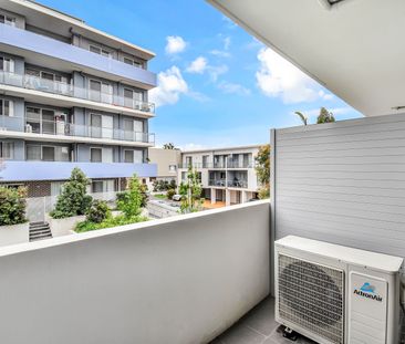 109/8C Myrtle Street - Photo 3