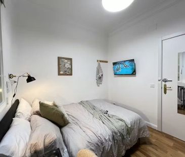 Calle de la Abada, Madrid, Community of Madrid 28013 - Photo 4