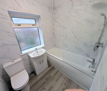 A 3 Bedroom Semi-Detached - Photo 6