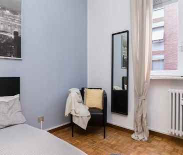 Via dei Mandorli, Cesano Boscone, Lombardy 20090 - Photo 5