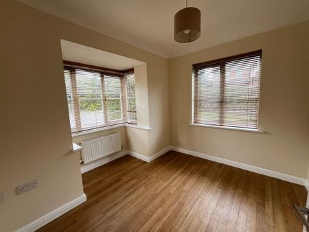 3 bedroom detached house to rent - Photo 2