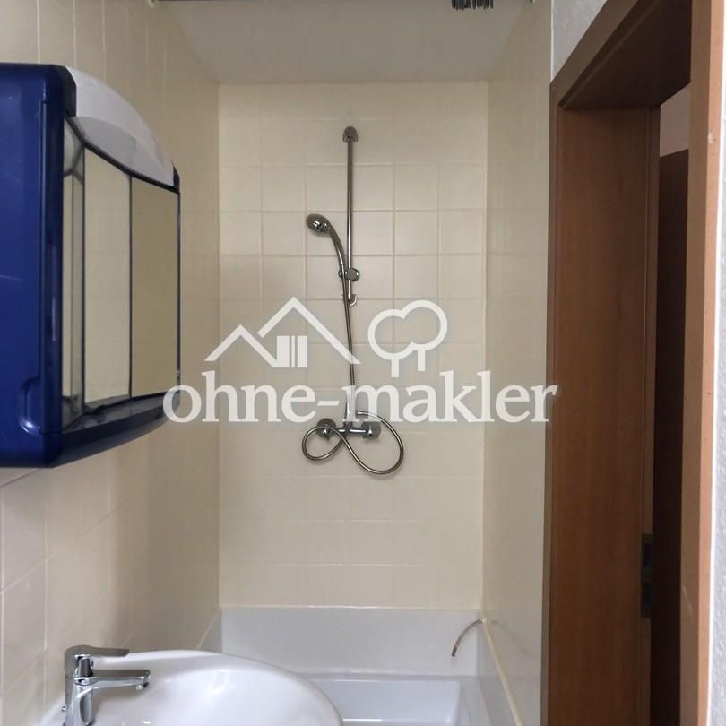 Helle 2,5-Zimmerwohnung im DG ab 01.02.2026 frei - Foto 1