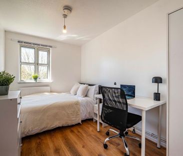 6 bedroom house to rent - Photo 4