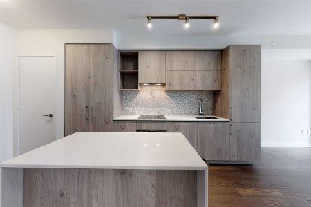 For Lease - 1 Yorkville Avenue Unit# 801, Toronto, Ontario - Photo 4