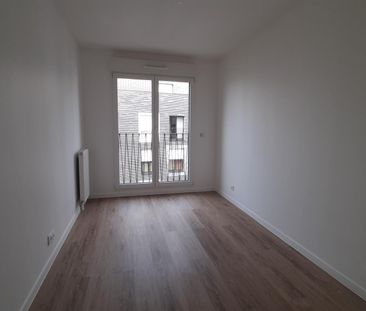 location Appartement F4 DE 80m² À ASNIERES - Photo 2