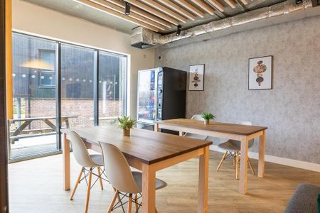 1 bedroom private hall to rent - Photo 3