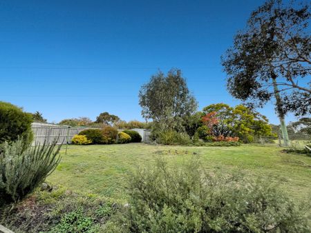 6 Natika Court, Grovedale - Photo 3