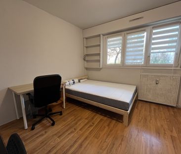 Un studio lumineux partagée – Esplanade / Rue de Copenhague - Photo 2