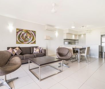 32F/174 Forrest Parade, - Photo 1