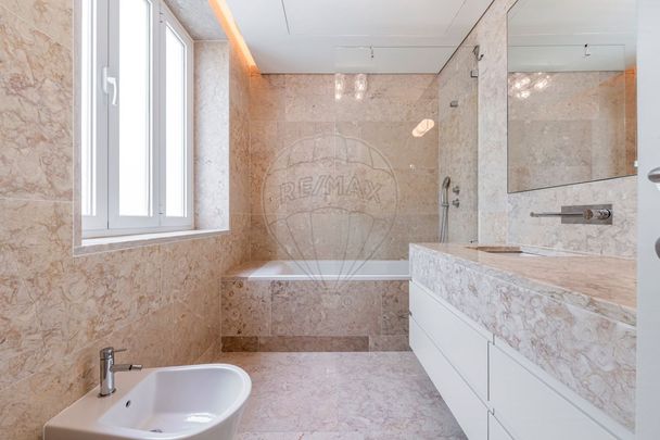 Apartamento T4 em Lisboa - Photo 1