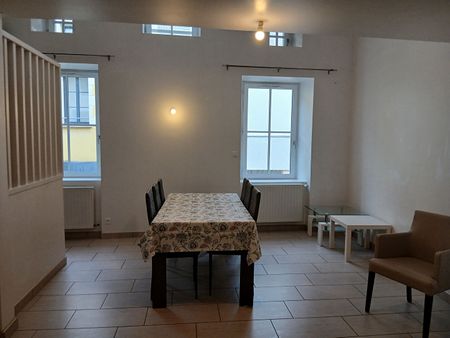 Location appartement 4 pièces, 68.28m², Les Herbiers - Photo 3