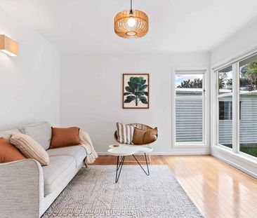 Glenford Gem! - Photo 1