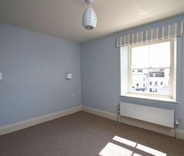 Market Square, Bicester - Photo 3