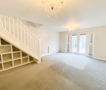 2 bedroom semi-detached house to rent - Photo 4