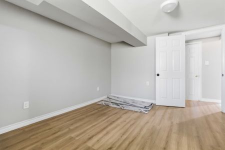 For Lease - 3372 Fellmore Drive Unit# Basement, Mississauga, Ontario - Photo 2