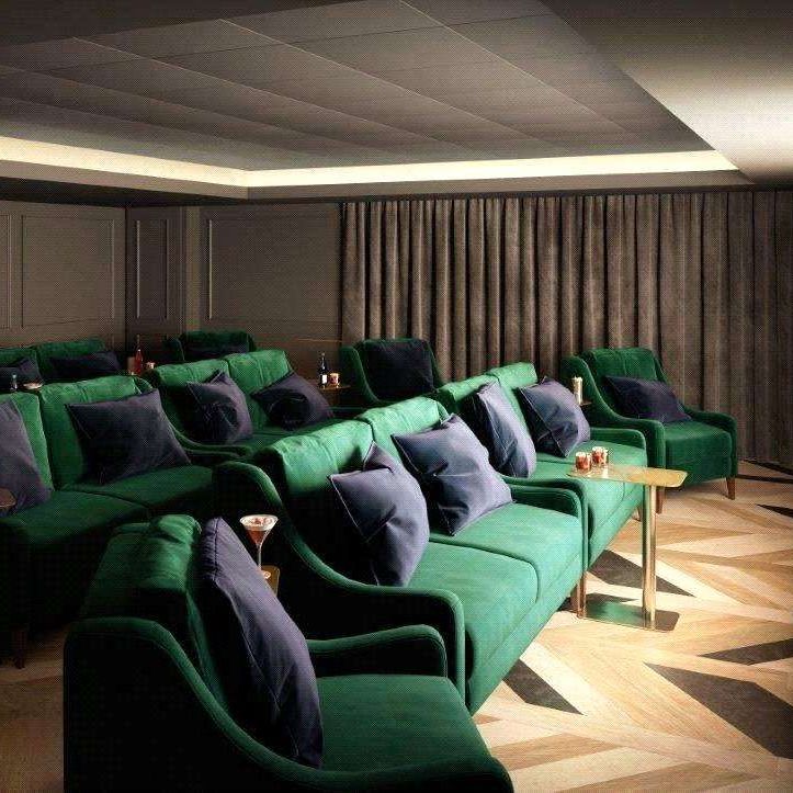 ** 2 WEEKS RENT FREE FOR JANUARY MOVER INS* Rent at the iconic Thames Quarter; this 12th floor 2 bedroom apartment with superb on site residents facilities. - Photo 1