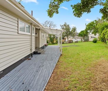 7 Rainbow Place, Wattle Downs, Auckland - Photo 3