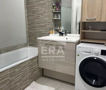 Appartement récent de 3 pièces, meublé à Menucourt, parking couvert... - Photo 1