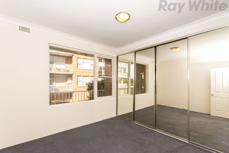 Charming 2-Bedroom Apartment in the Heart of Summer Hill - Photo 4