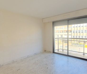 Location Appartement 2 pièces 45m² MONTPELLIER 34000 - Photo 2