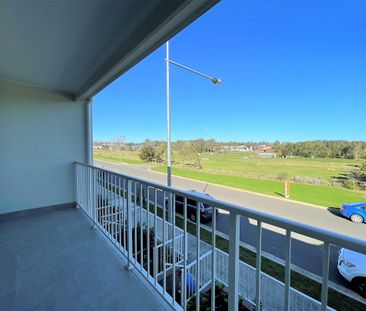 Beautiful Low Maintenance Living - Photo 5