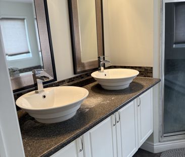 For Lease - 16 Edenvalley Road, Brampton, Ontario - Photo 6