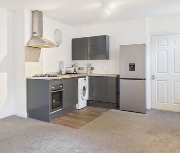 Whitefield Terrace, Plymouth, Devon, PL4 - Photo 3