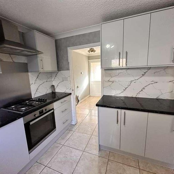 Ashfield Crescent, Dudley, DY2 - Photo 1