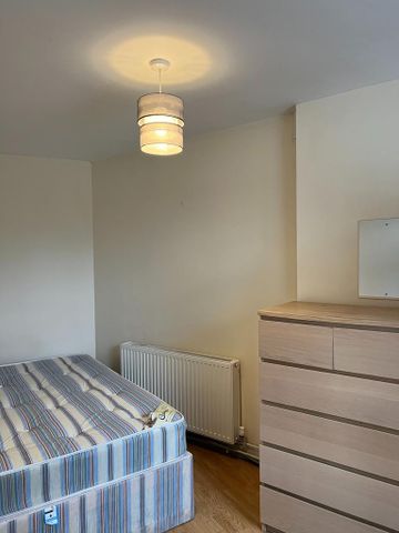 5 bedroom terraced house to rent - Photo 3