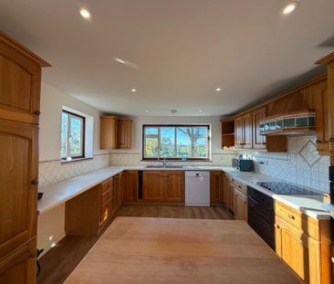 5 bedroom detached house to rent - Photo 3