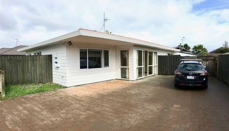 Family Friendly Home - Photo 2