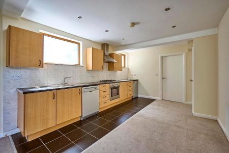 87a Donaghadee Road, Bangor, BT20 4NJ - Photo 2