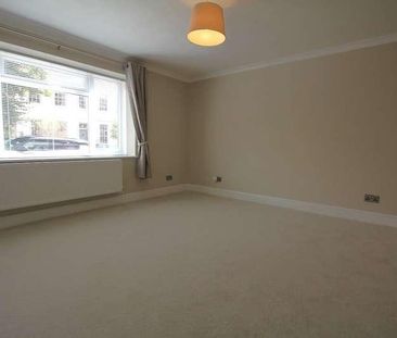 Flat B, Frances Court, Priory Street, Cheltenham, Gloucestershire, ... - Photo 1